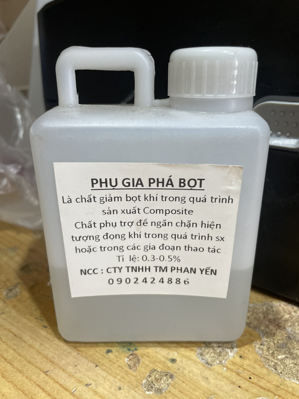 Phụ gia khử bọt,phá bọt trong Composite polyester