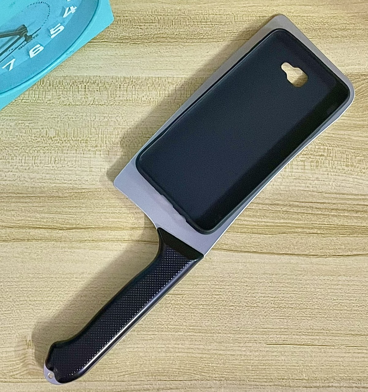 Ốp lưng Samsung Galaxy J7 Prime hình con dao