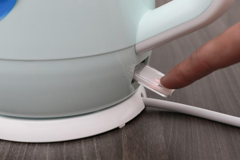 Ấm siêu tốc Midea 1.7 lít MK-17DC