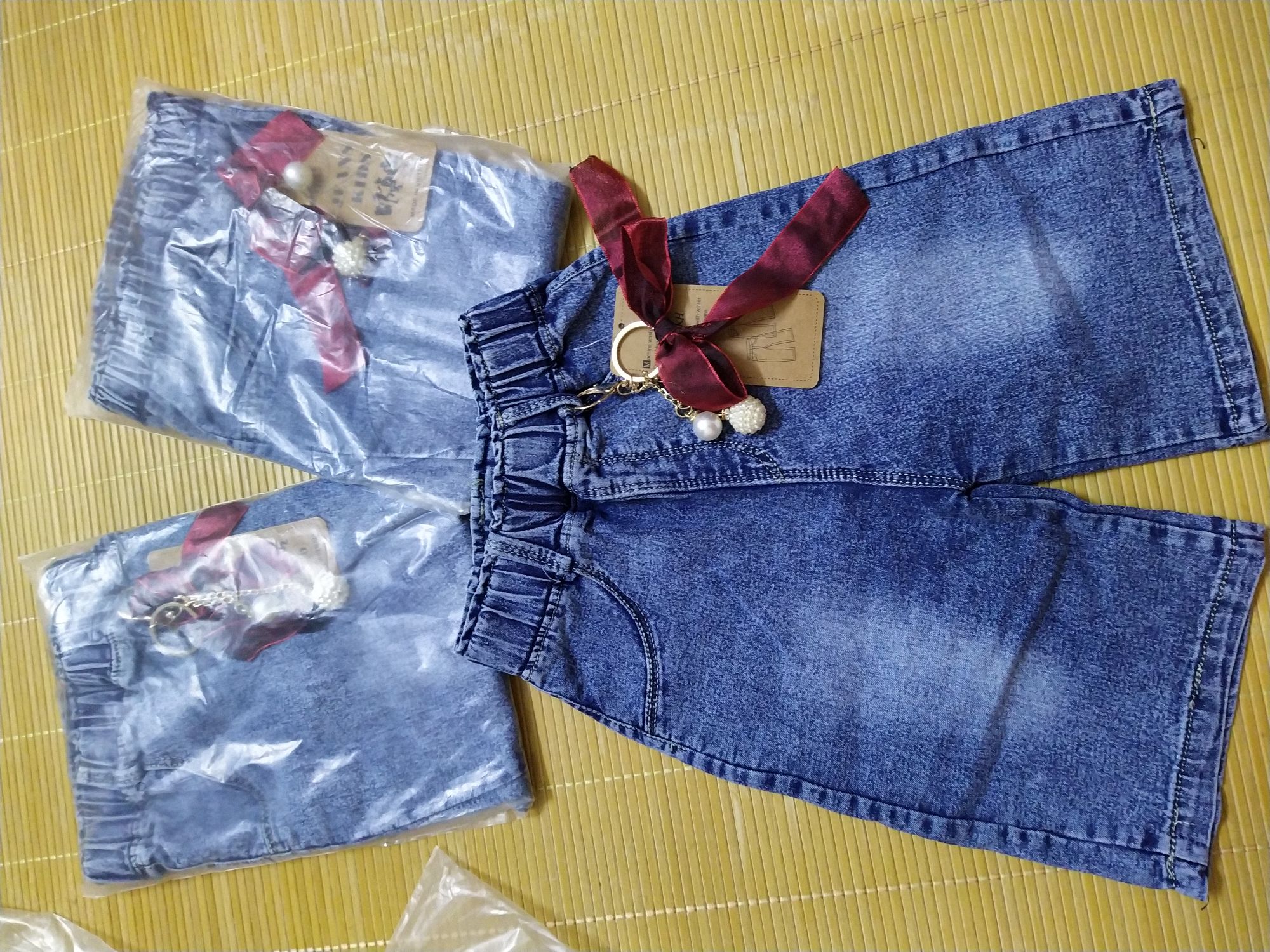 quần bò mềm ống loe cho bé