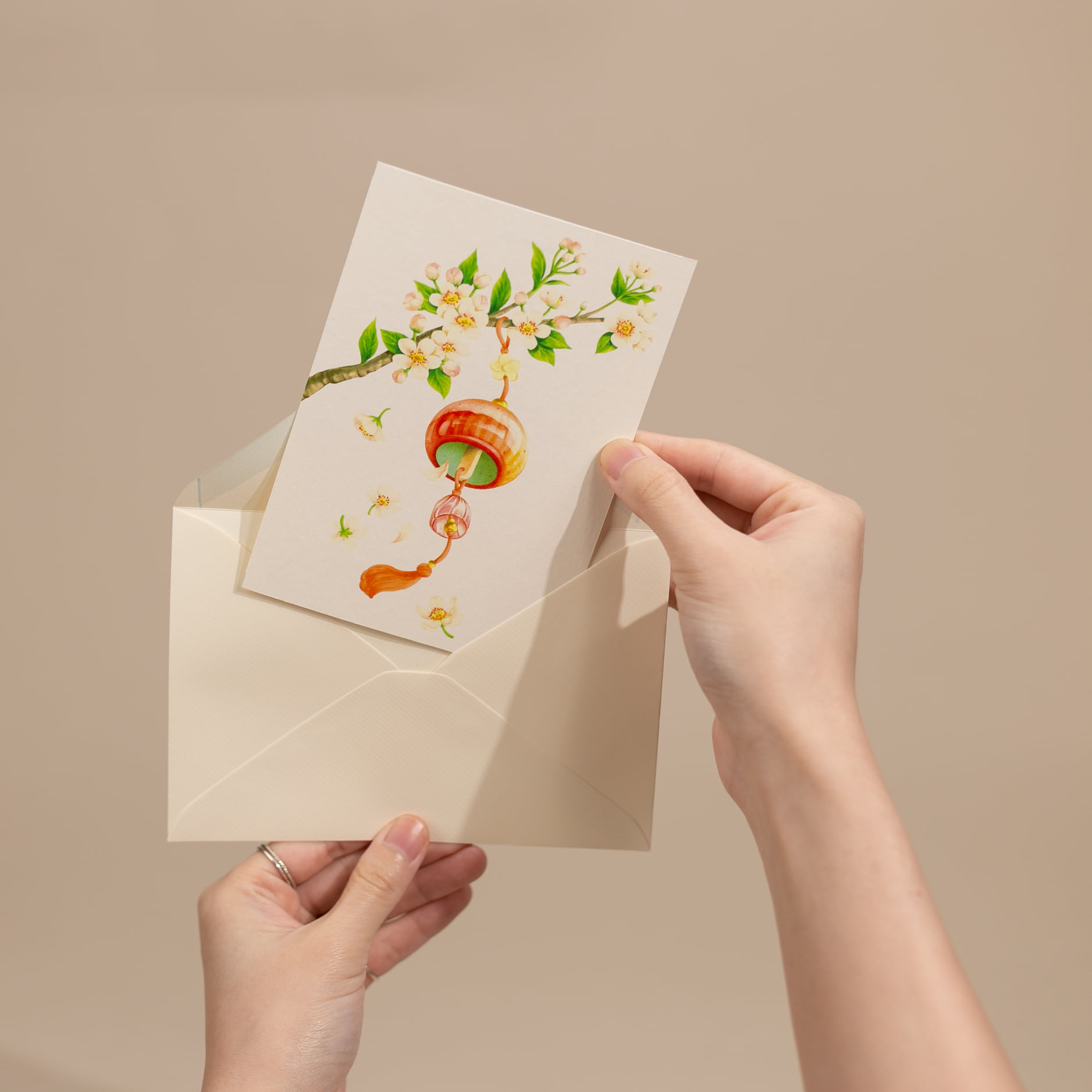 Postcard mẫu Chuông gió