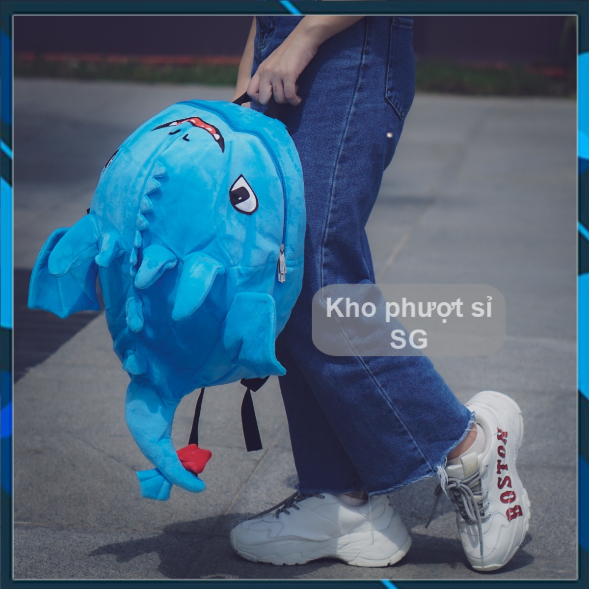 Balo con Rồng cười vải nhung màu xanh dương siêu cute - Balo Rồng nhung như Balo Khủng long phiên bản mới