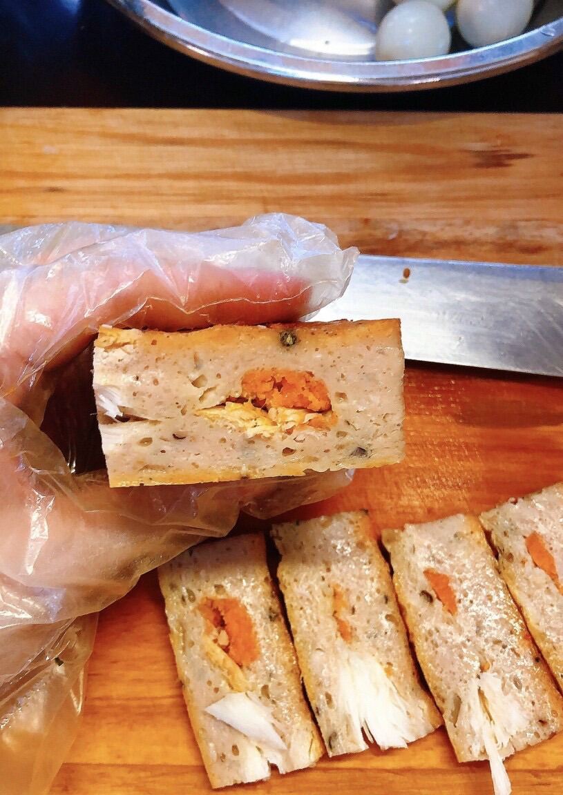 Chả cua huế bánh 500gr (giao tphcm)