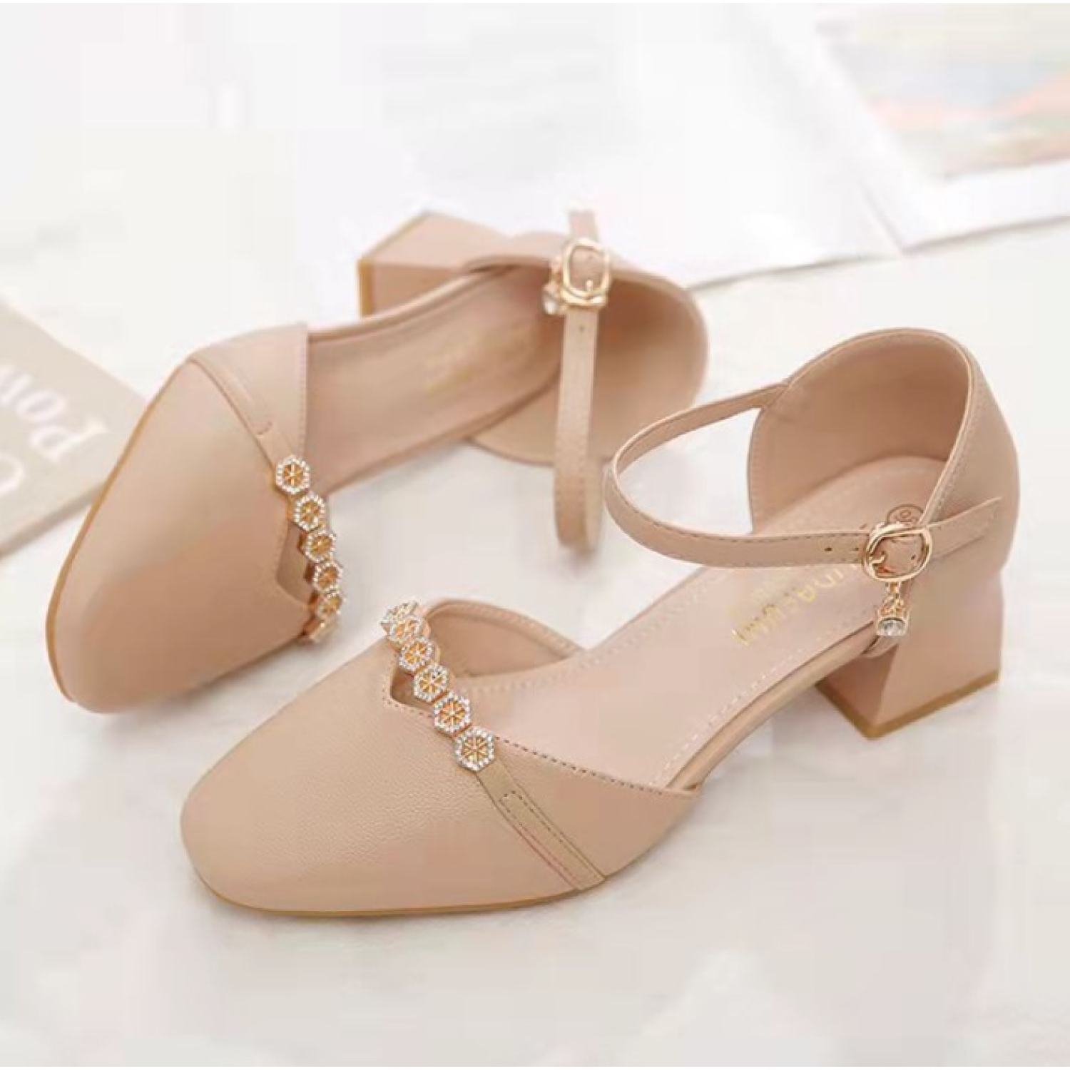 Giày cao gót Sandal đế 3cm mũi vuông