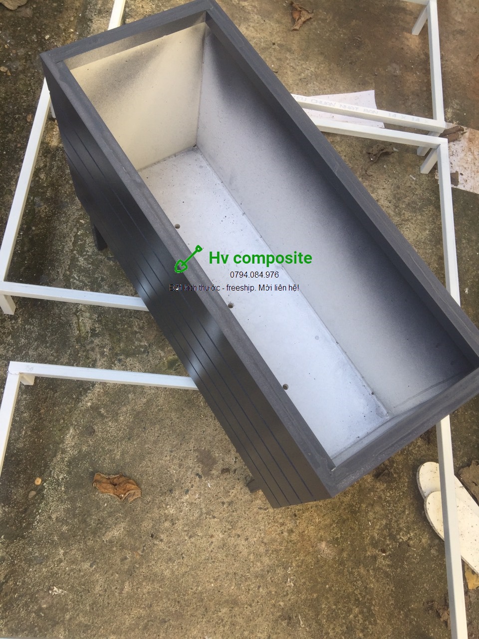 [kèm chân thép] chậu trồng cây composite 50x20x25