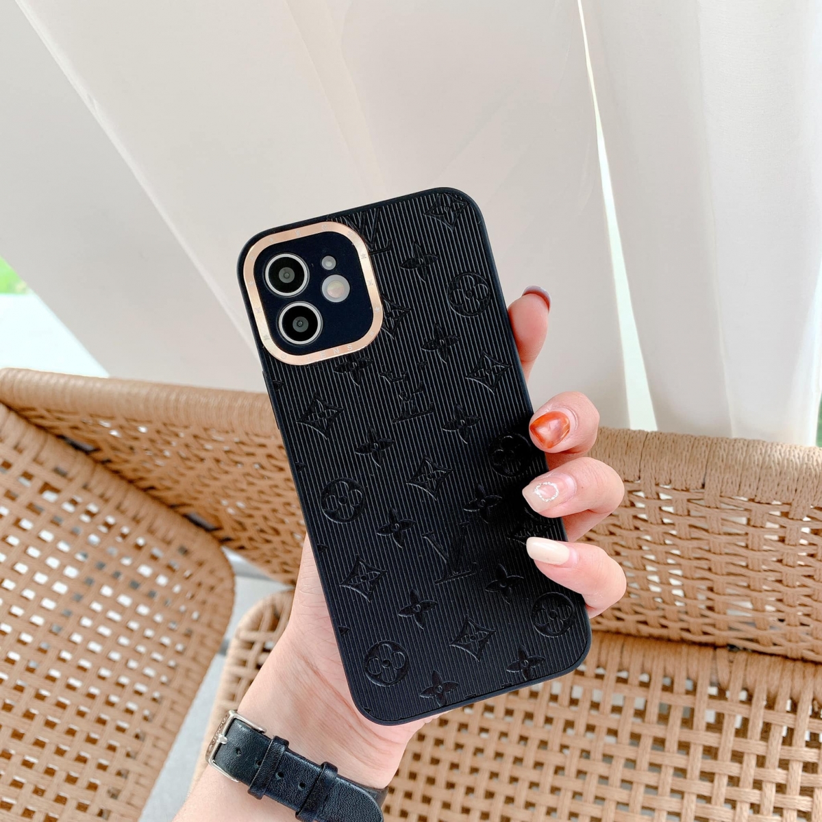 ỐP LƯNG IPHONE LV LENS CAO CẤP