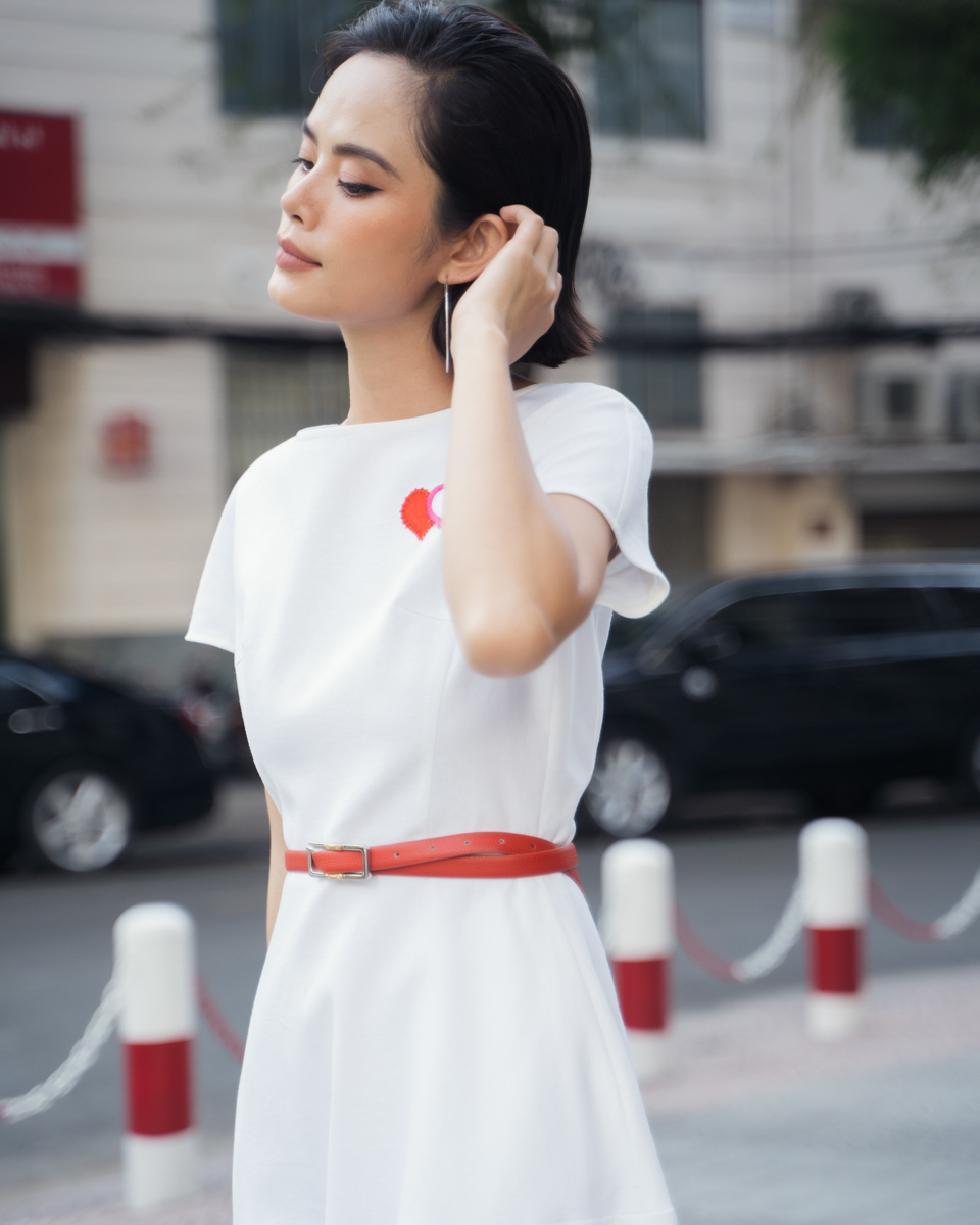 Đầm Linen Trắng  Becoming Unveil