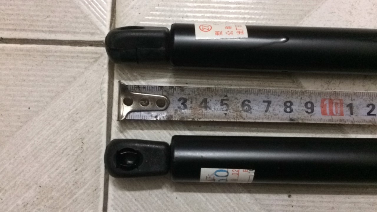 Suzuki Vitara Rear Trunk Support