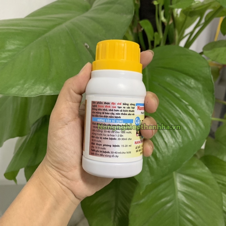 Phân bón vi lượng rễ Siêu Đồng Nano Copper - 100 ml