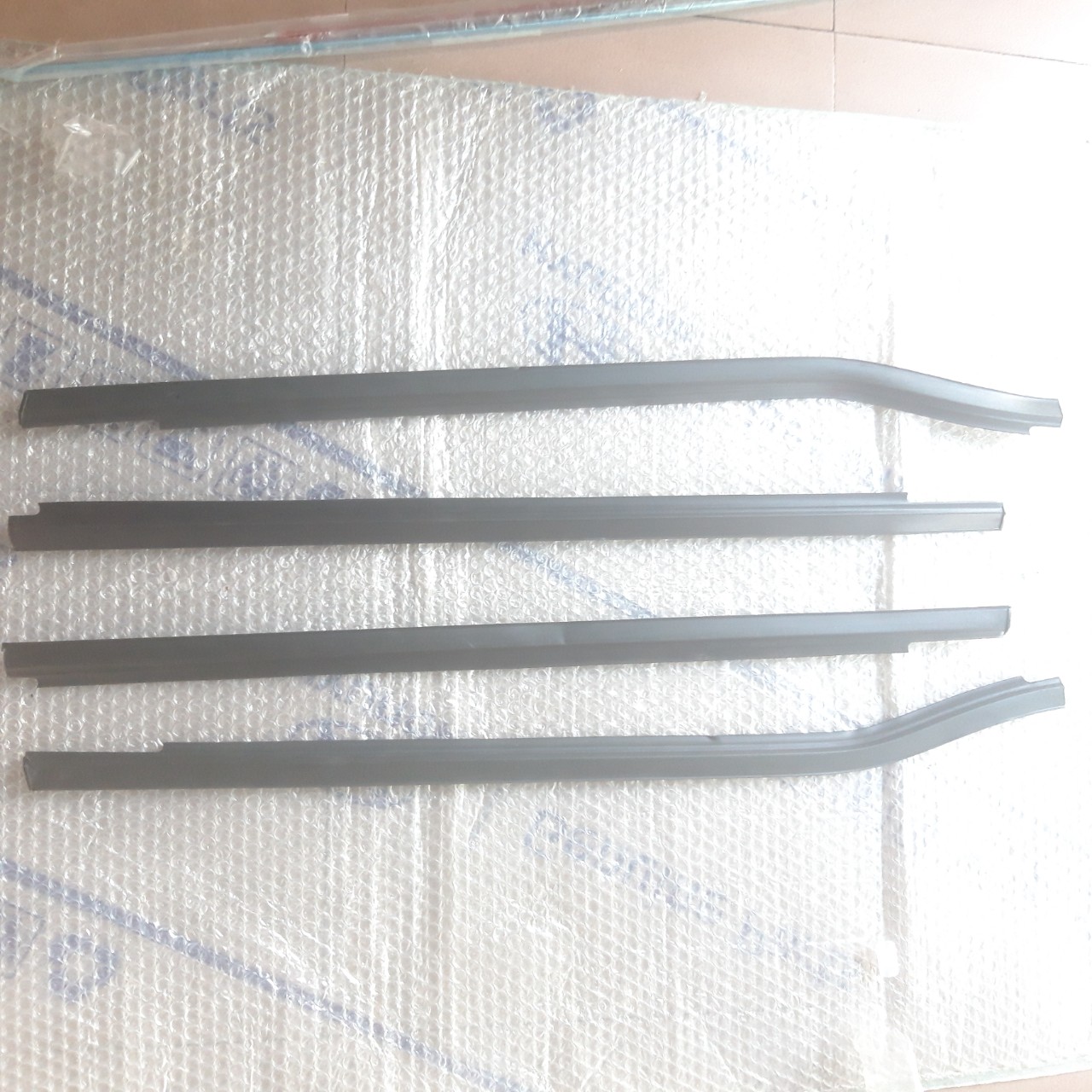 Nẹp chân kính ngoài Spark, Matiz 3 (Giá 1 Bộ) OEM