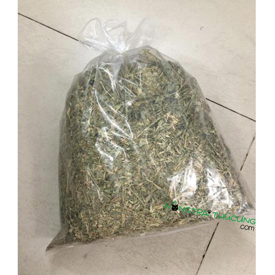 Cỏ Khô Alfalfa 1 Kg - Dành Cho Thỏ Bọ - [Nông Trại Thú Cưng]