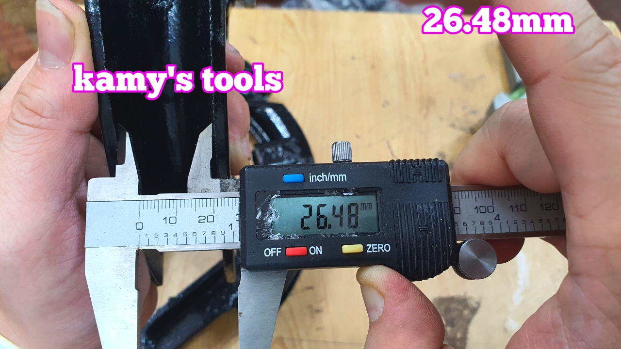 Dụng cụ uốn bẻ ống thép luồn dây điện