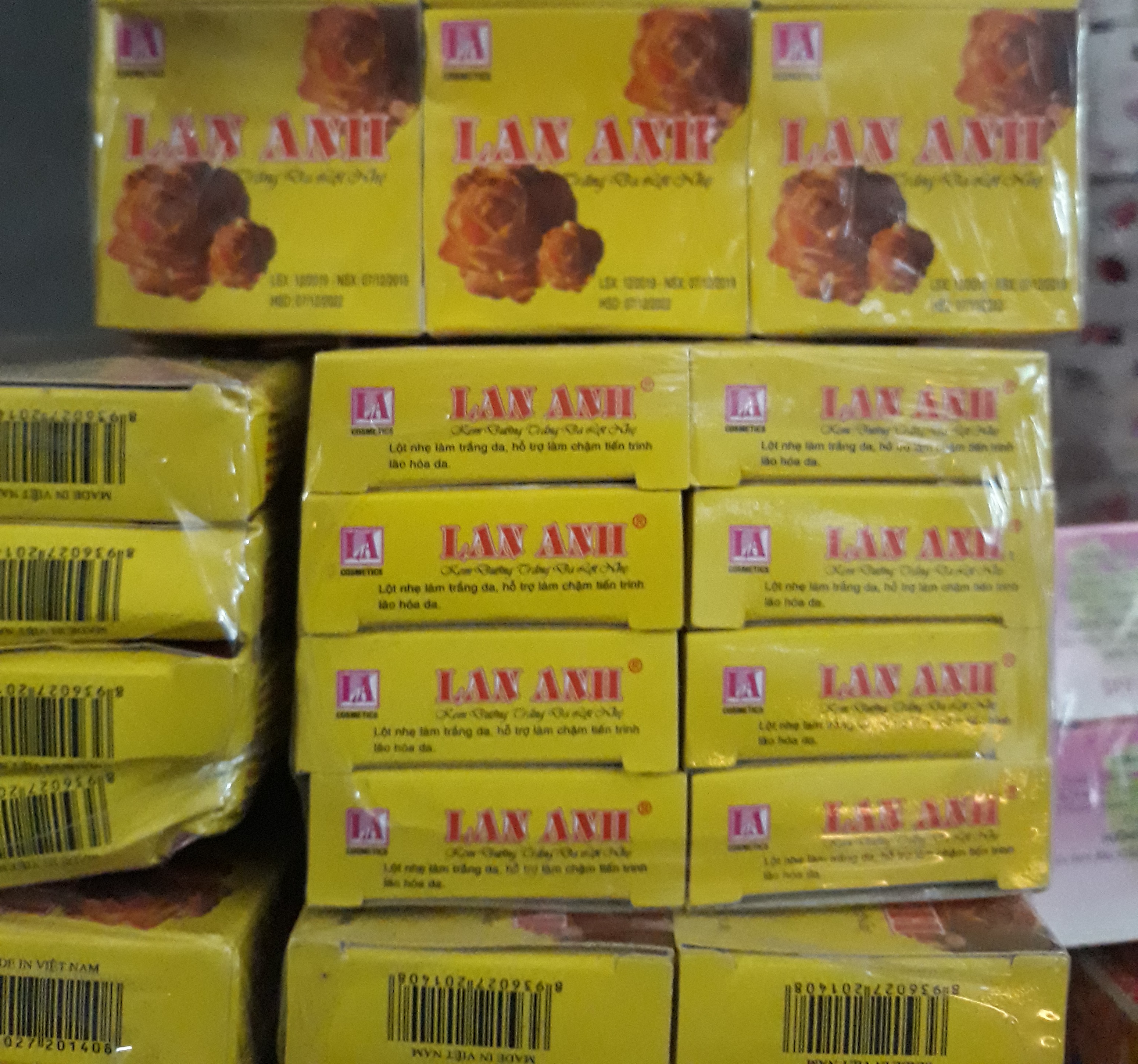 sỉ 12 hộp kem lột nhẹ lan anh