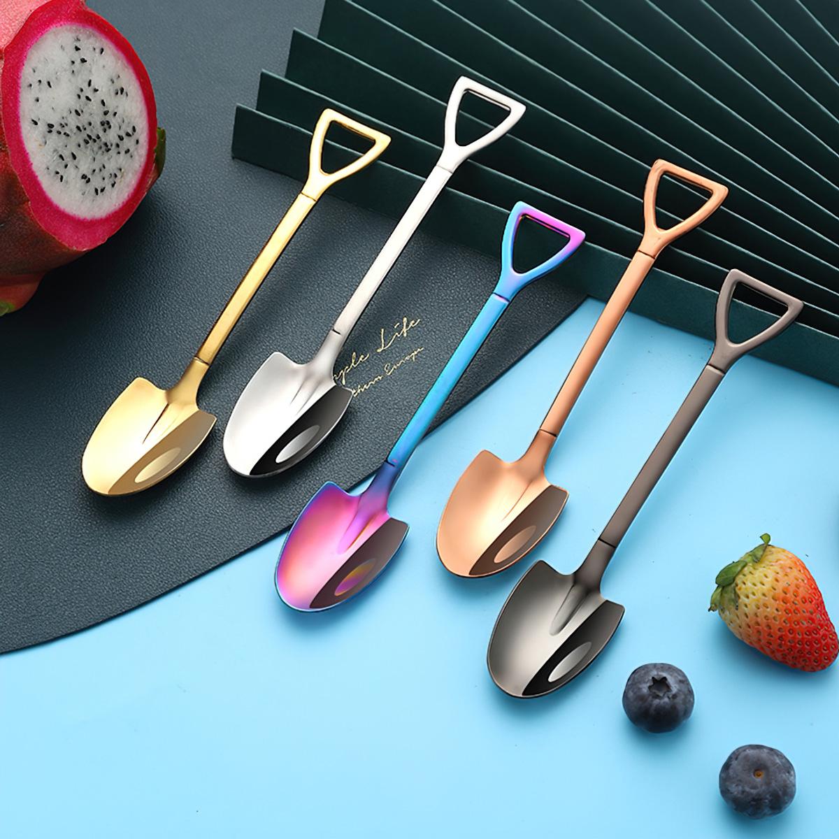 Creative stainless steel shovel-shaped spoon