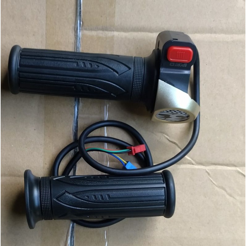Tay ga xe điện 133S ( 1 đôi 2 bên trái, phải )