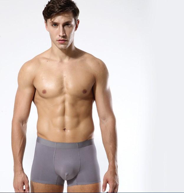 Hộp 4 quần lót boxer, sịp đùi su đúc băng lụa chất vải mỏng, mềm mại, thoáng mát,kháng khuẩn