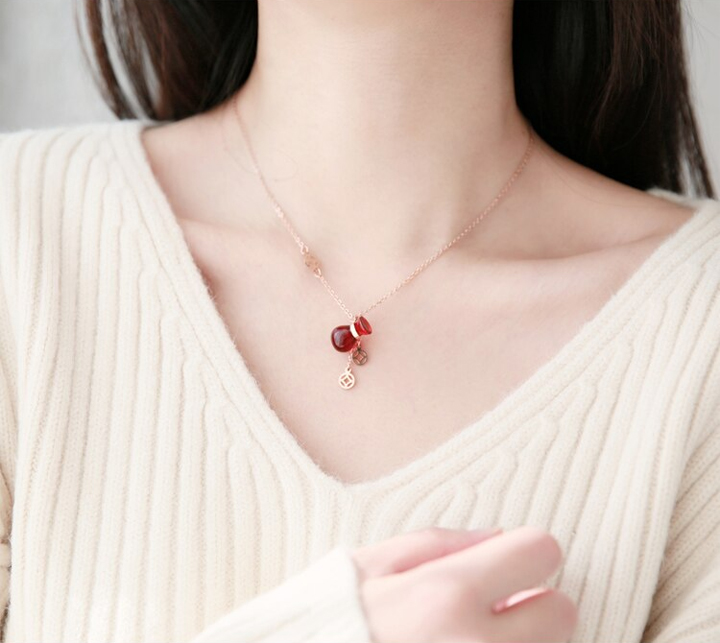 DÂY CHUYỀN TITAN HỒ LÔ ĐỎ CÁCH ĐIỆU KIM TIỀN TN094 siêu đẹp, bền màu, chuẩn thời trang - Đem lại may mắn cho người đeo