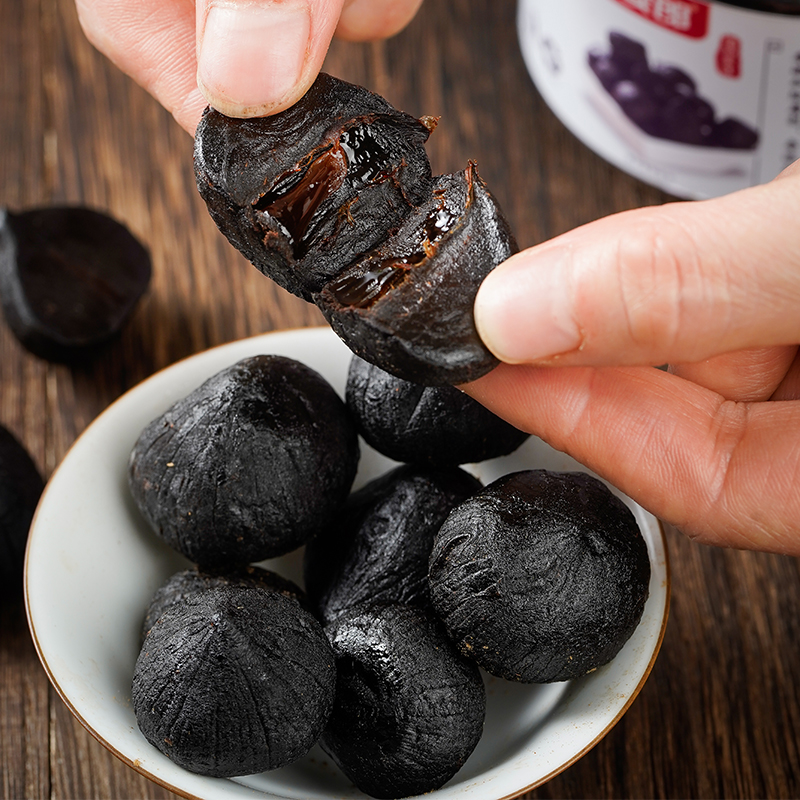 Tỏi đen cô đơn bóc vỏ [1kg/2 hộp 500g] - Đặc sản Sơn La