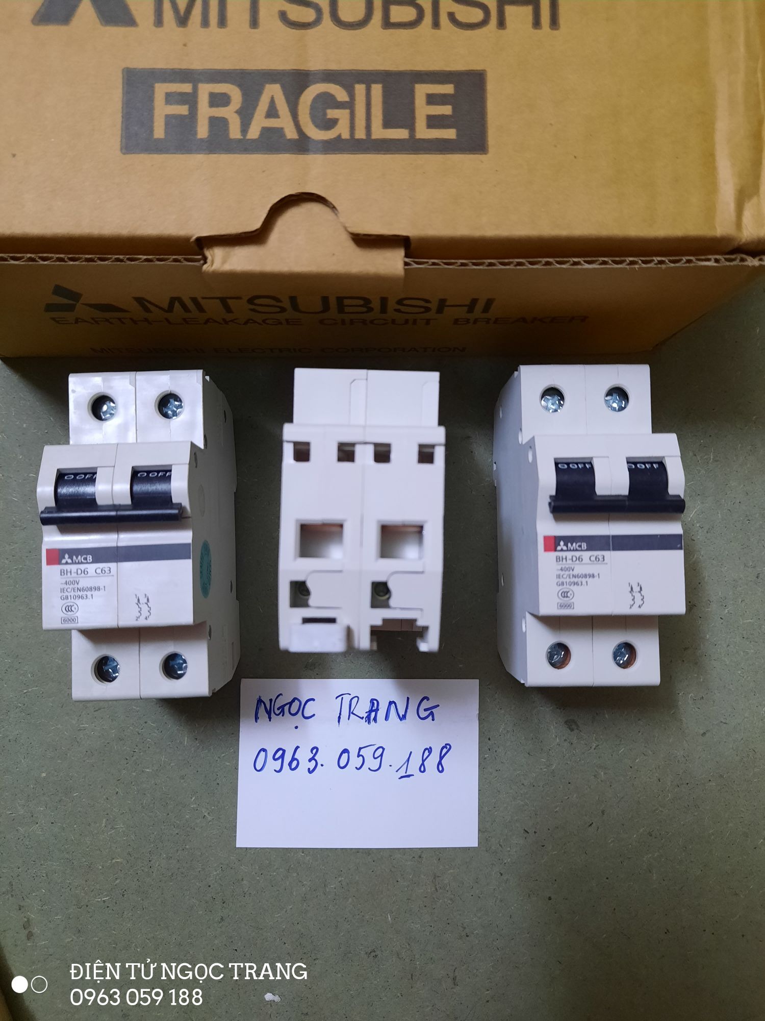 Aptomat 2 Pha Misubishii  - Giá 1 Chiếc
