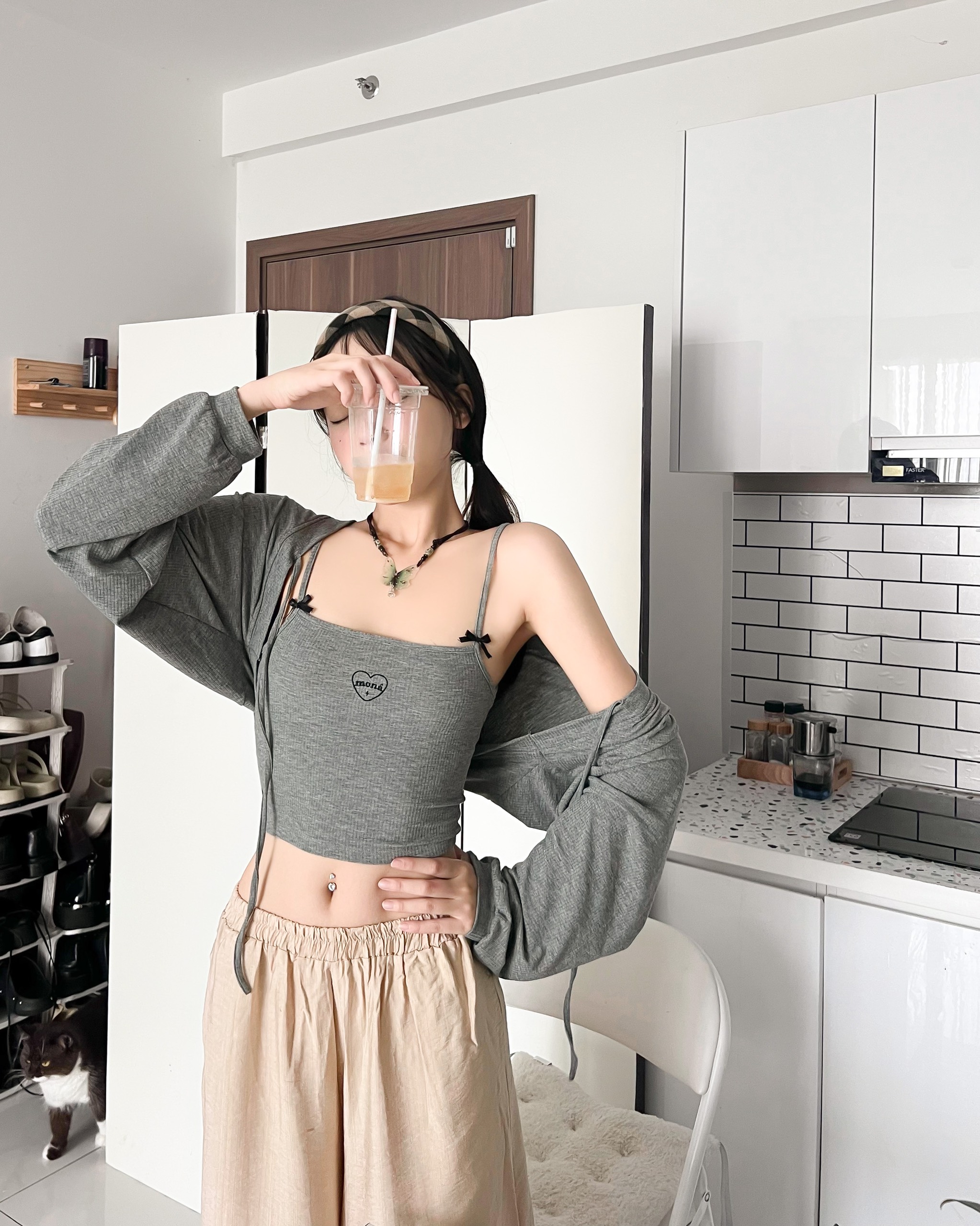 [VOUCHER 12%/149K] Áo cardigan tay dài MONÁ - JENA