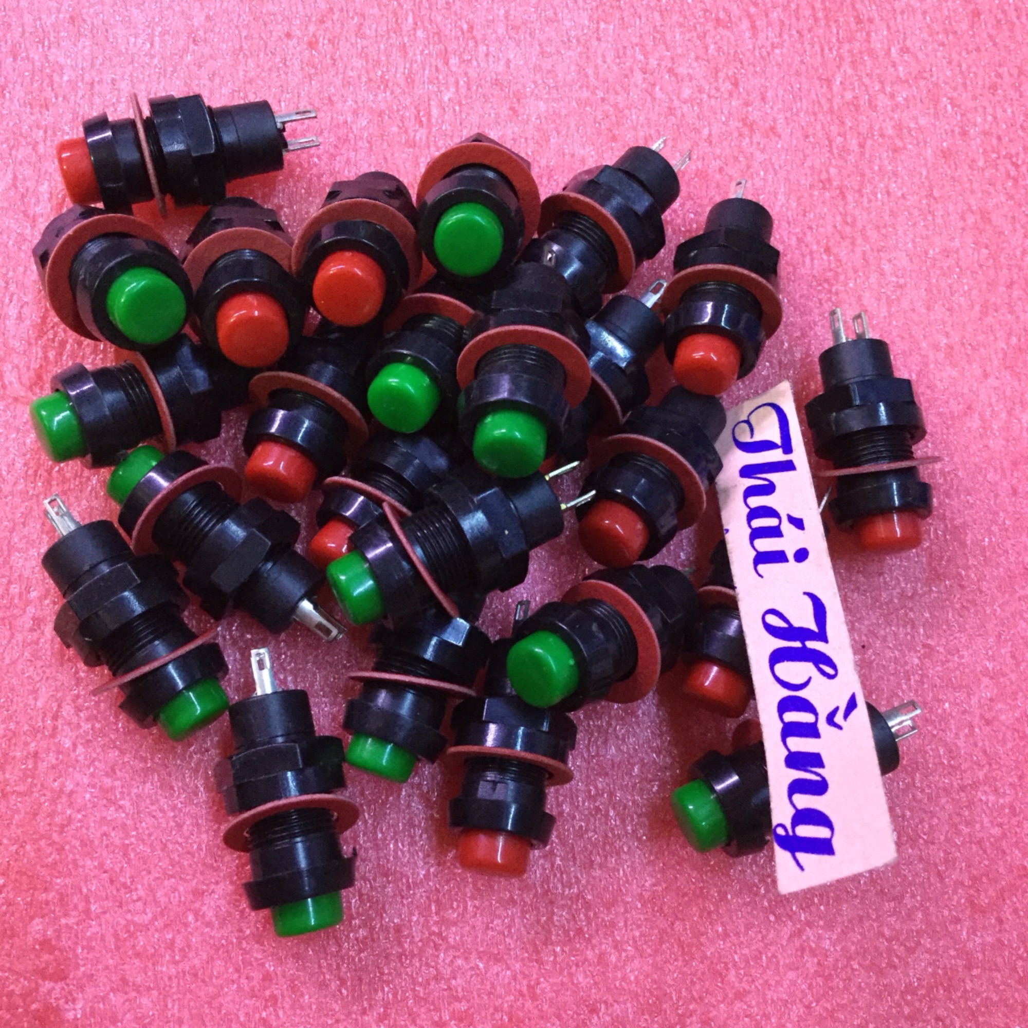 Công tắc nhấn nhả DS-211 giá cho 10 chiếc