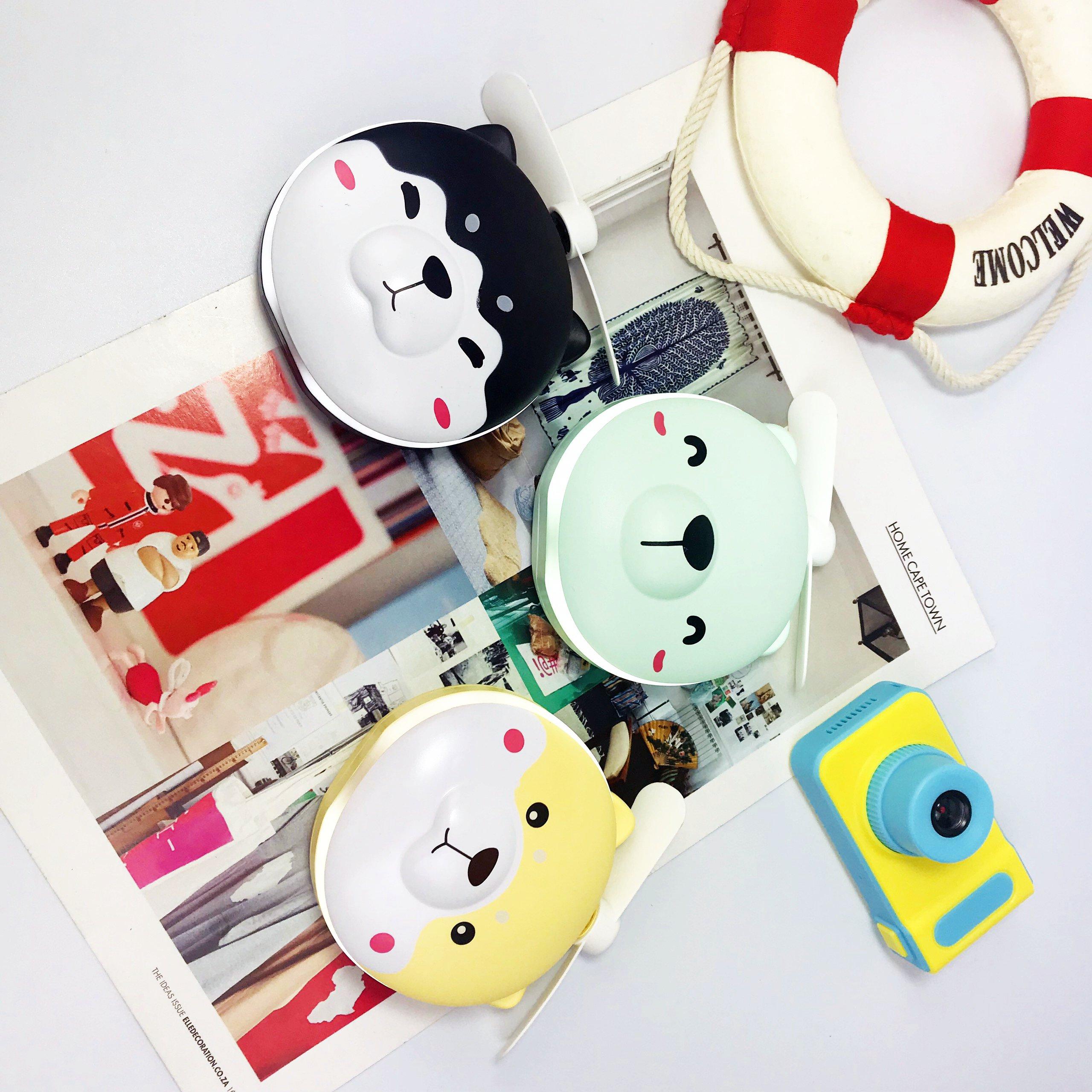 Quạt Mini Kèm Gương Và Đèn Led Hình Dễ Thương ( Giao ngẫu nhiên )