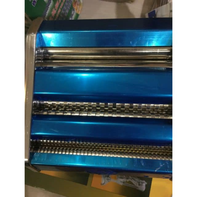 Máy cán bột mì 2 lưỡi cắt