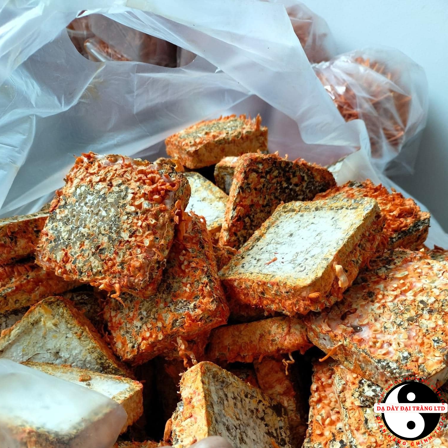 Đế nấm đông trùng hạ thảo khô ngâm rượu, pha trà sấy thăng hoa Huy Cương. Đông trùng hạ thảo sấy lạnh nuôi trồng hữu cơ