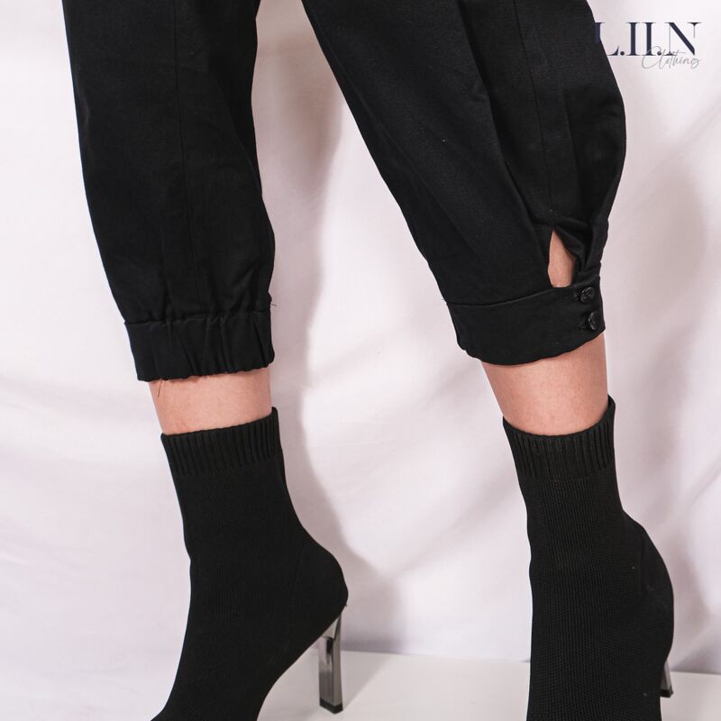 Quần kaki nữ màu đen bo gấu cá tính LIIN Clothing Q3231