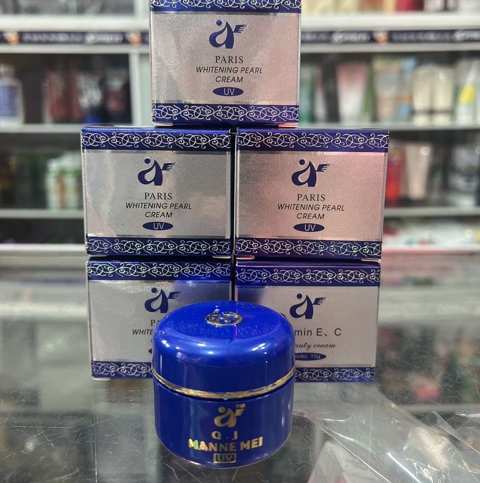 Kem dưỡng trắng da Vitamin E, C MANNE MEI 15GR