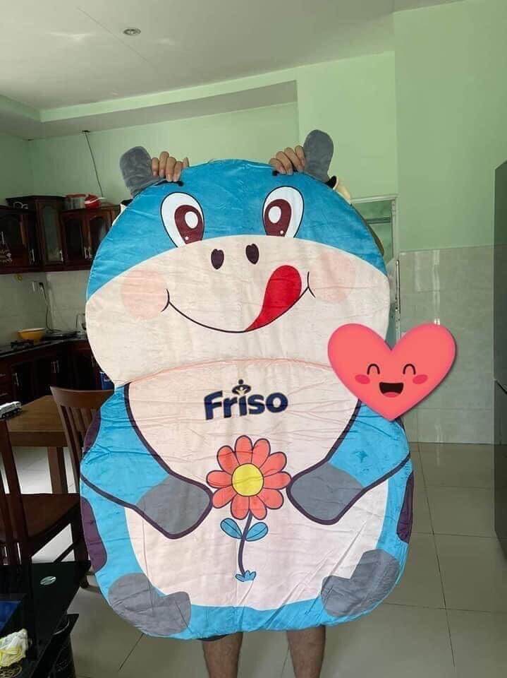 THẢM (NỆM) CON BÒ quà tặng Friso