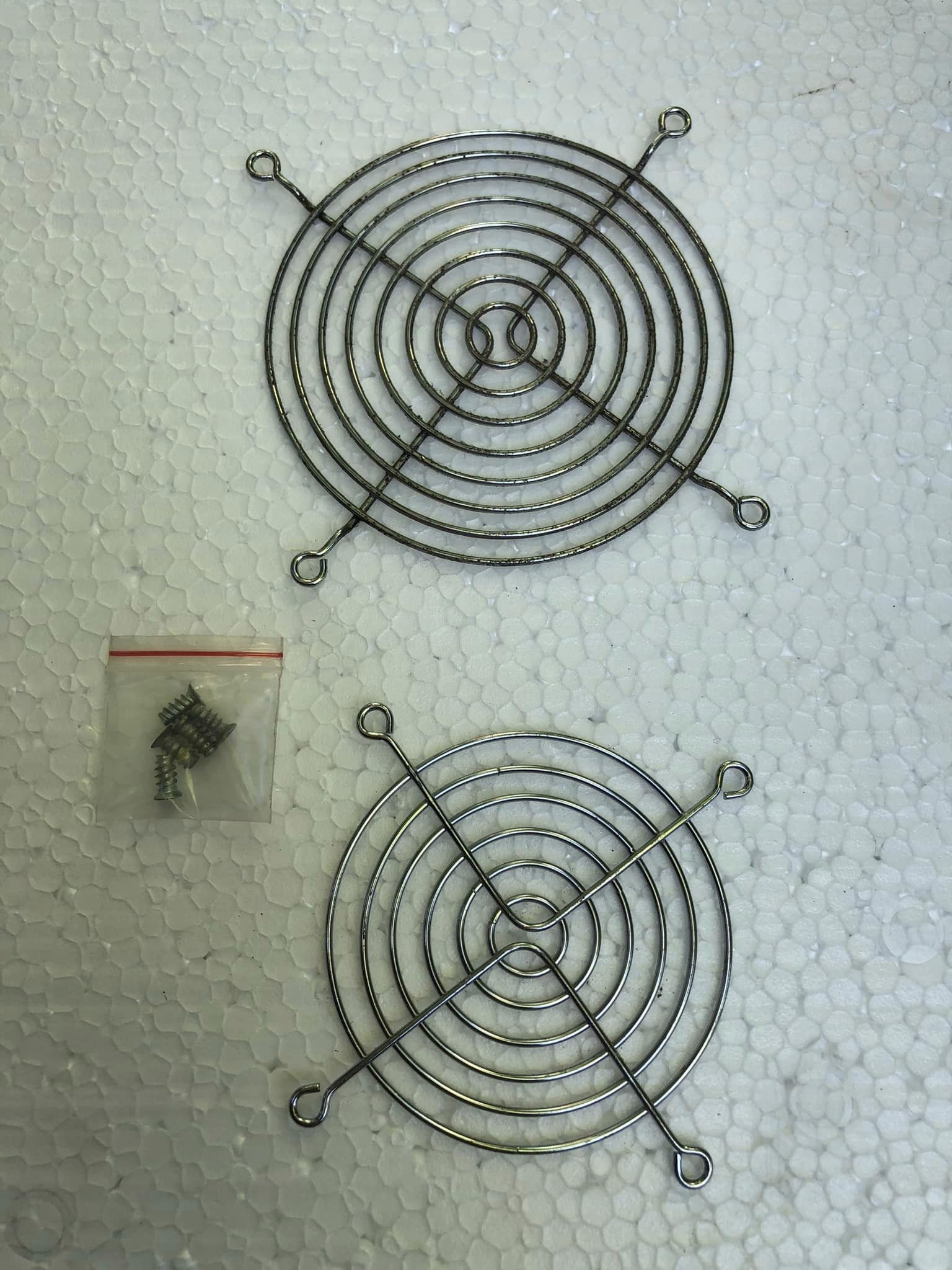 Lưới sắt chắn fan 8 fan 12 quạt tản nhiệt