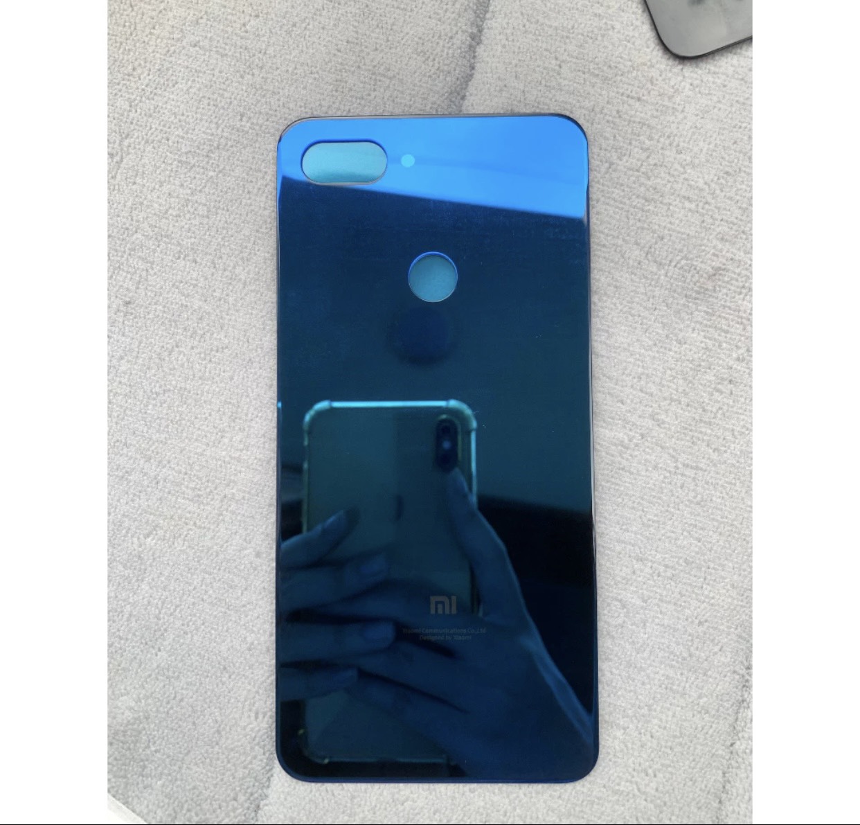 Nắp lưng thay thế Xiaomi Mi 8 Lite mới