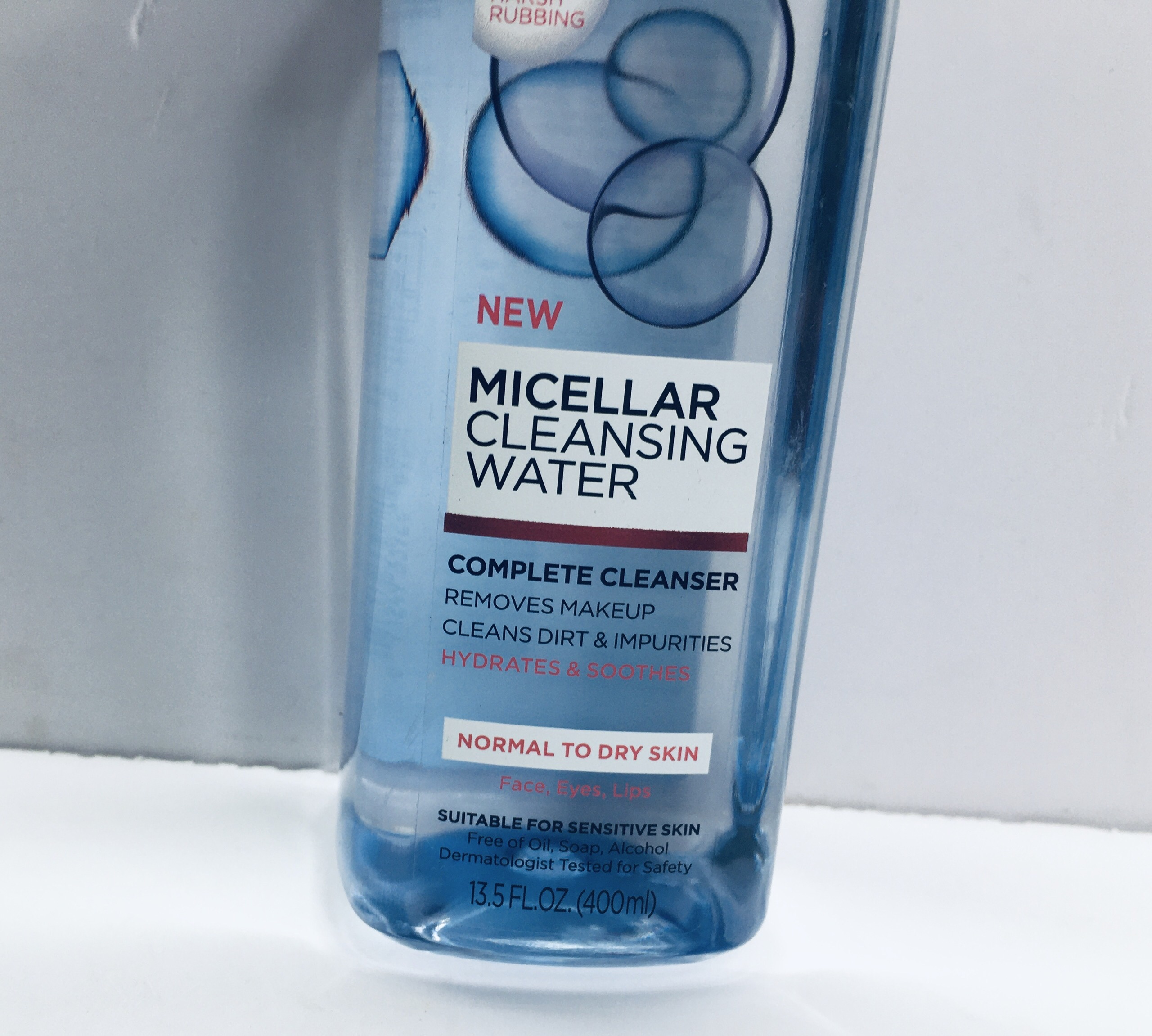 Nước tẩy trang L'Oreal làm sạch sâu cho da thường và da khô L'Oreal Micellar Cleansing Water 400ml