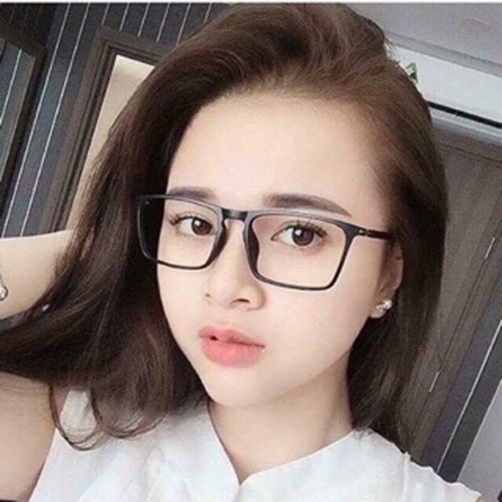 Gọng kính siêu dẻo