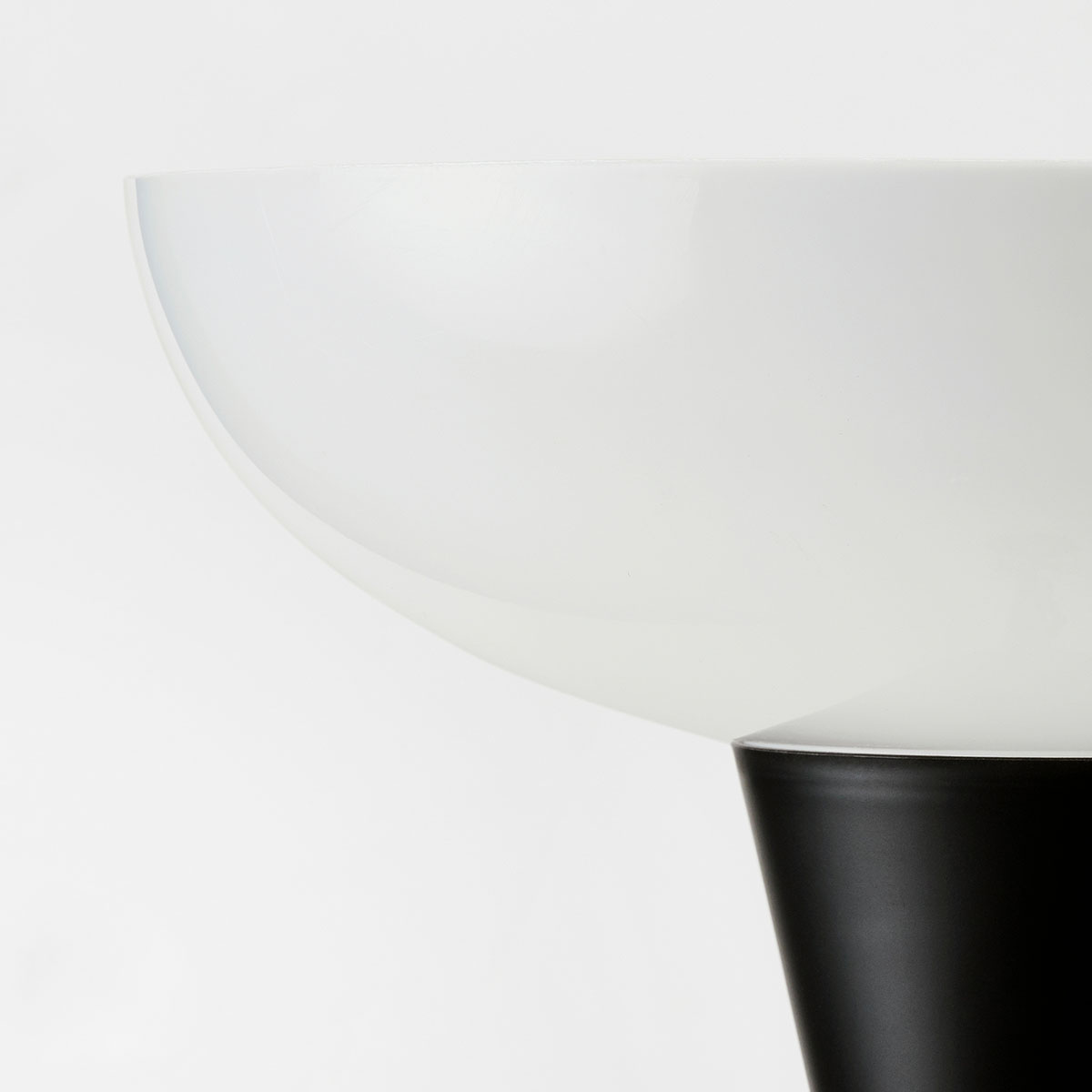 [HCM] ĐÈN SÀN HẮC TRẦN IKEA CHÍNH HÃNG – TAGARP