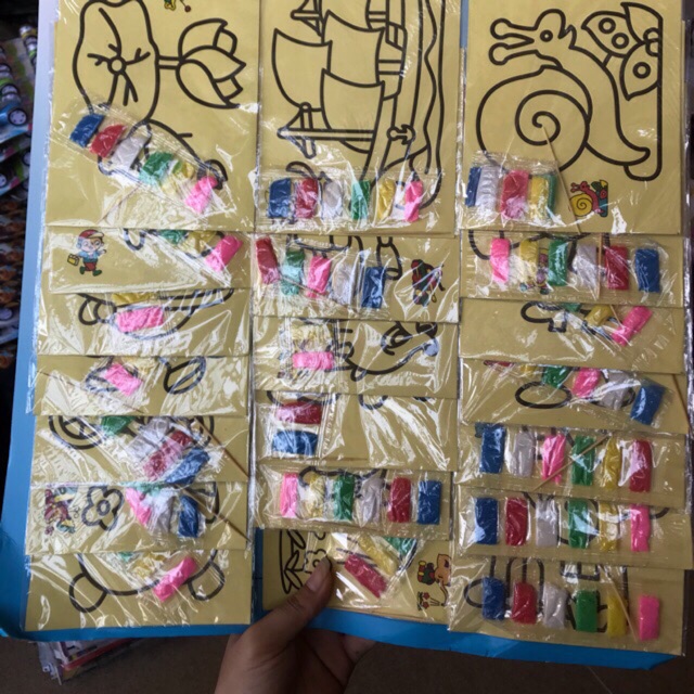 Tô màu tranh cát