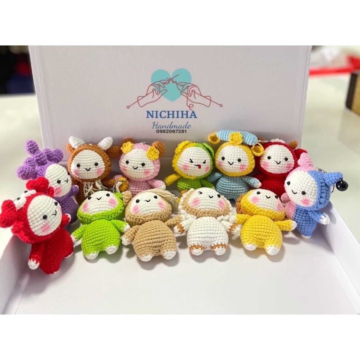 Móc khoá len 12 cung hoàng đạo handmade (có sẵn)