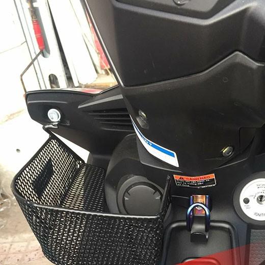 Rổ hông xe máy gắn EX 135