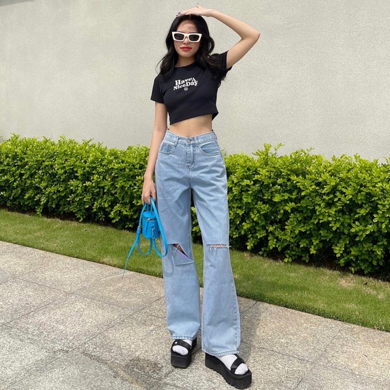 Quần jeans ống suông rách gối nữ