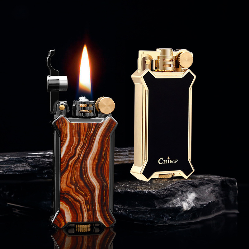 Bật Chief CF306 Nhiều Màu ( Có Hộp - Tặng Xăng Kèm Phụ Kiện )