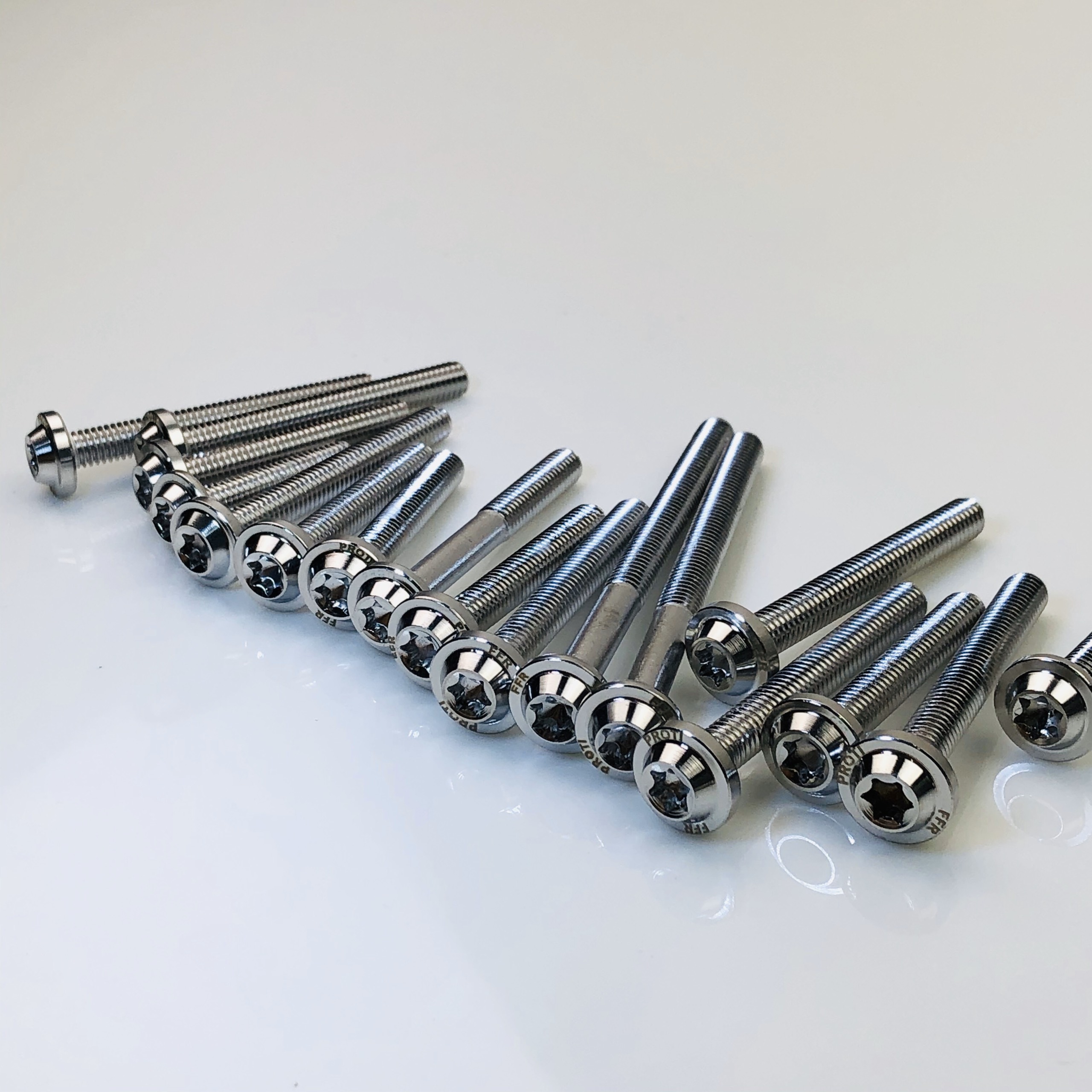 [HCM]Bộ ốc lốc máy proti inox cho các dòng xe Winner wave...nhập khẩu thái lan Motor saigon