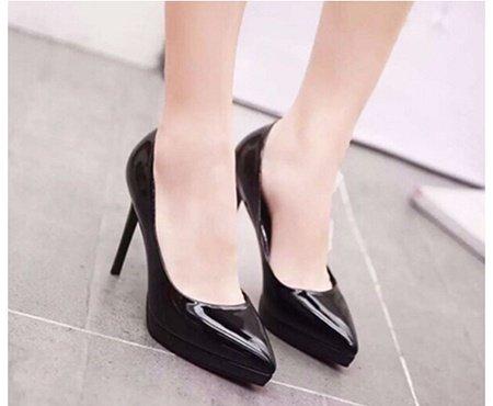 Giày cao gót đế đúp nhọn màu đen