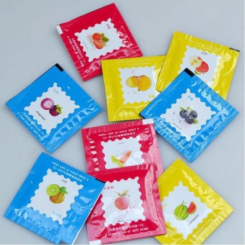 combo 10 Khăn giấy ướt gói vuông (mẫu giao ngẫu nhiên)