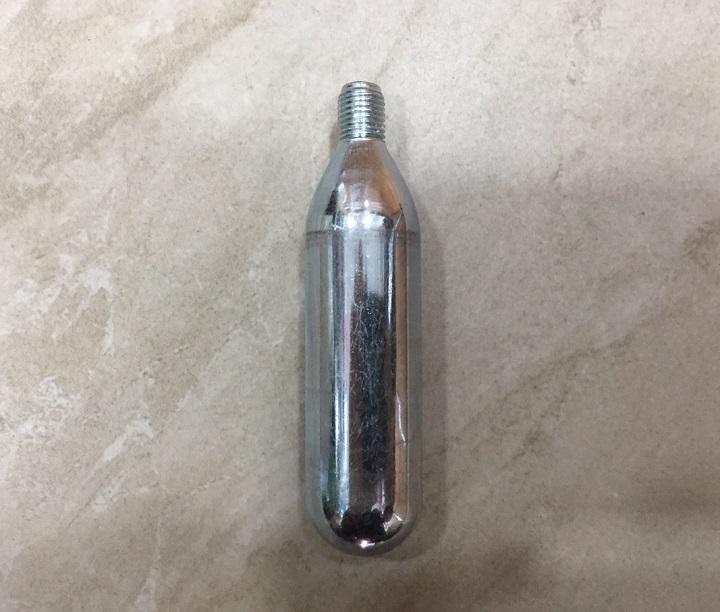 02 Bình CO2 16g dùng cho bơm- đơn giá 2 bình