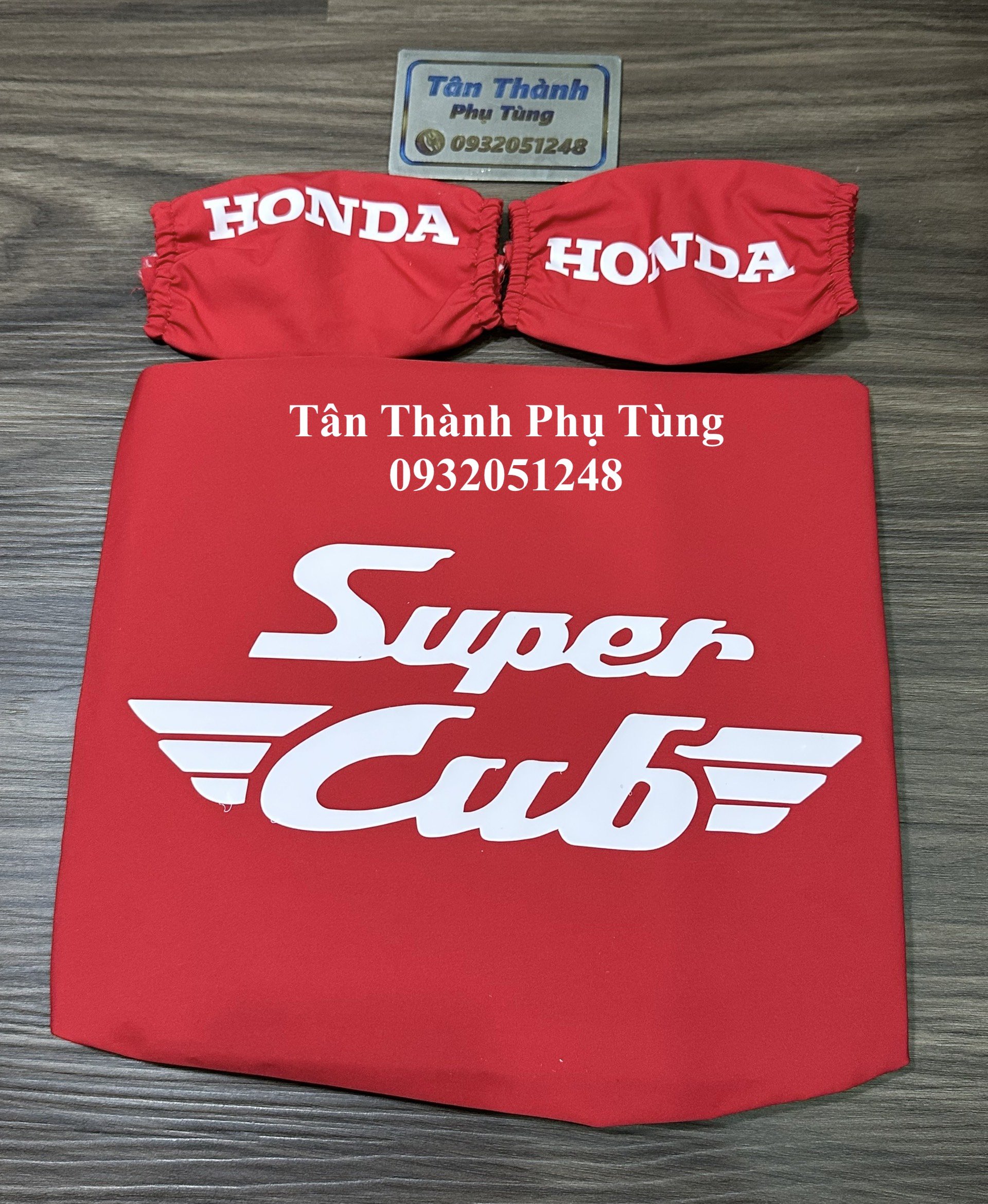 Áo trùm yên kèm bao tay Super CubÁo trùm yên kèm bao tay Super Cub