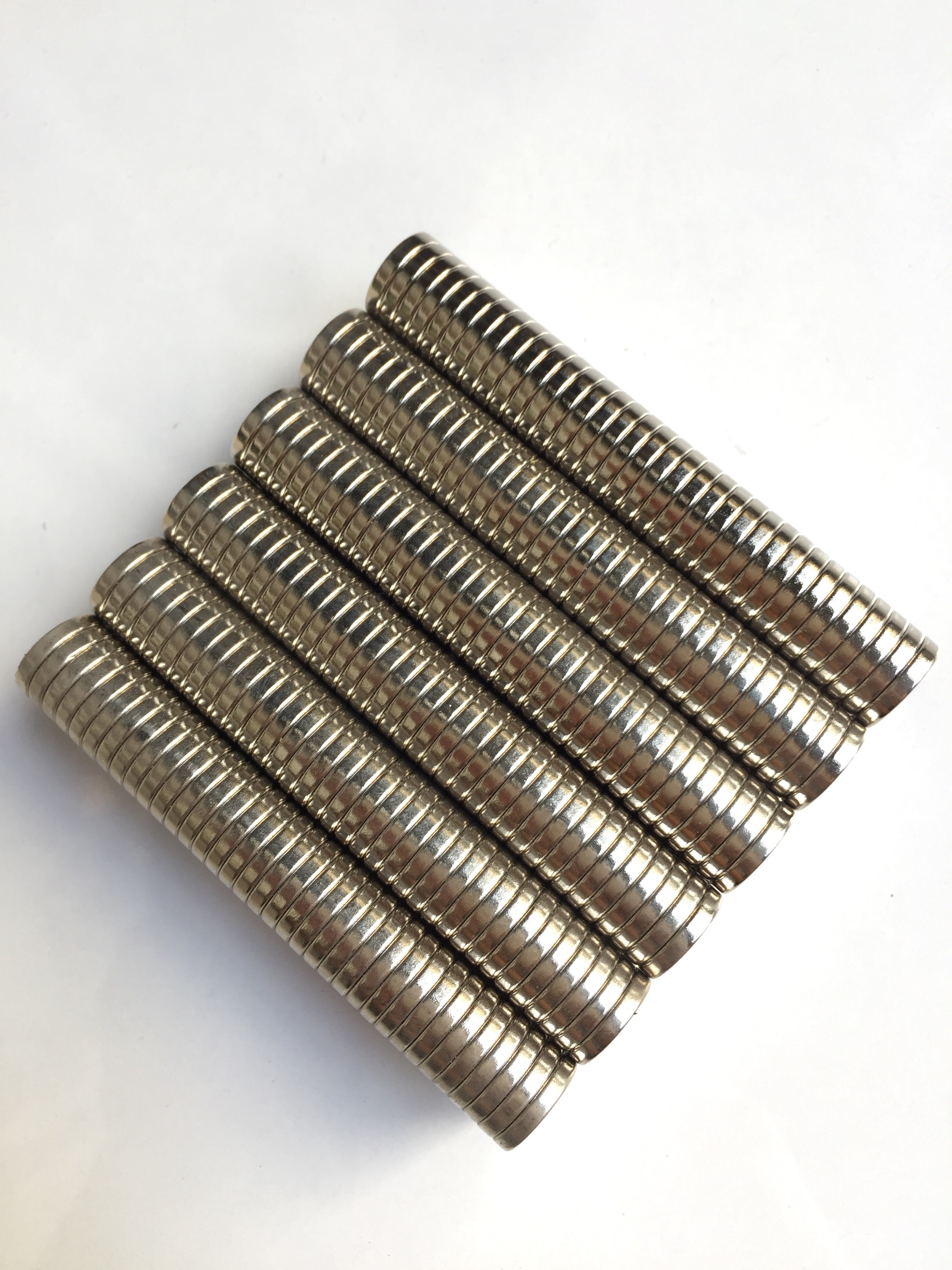 [HCM]Viên Nam Châm Đất Hiếm Ø 14x2mm lỗ M4 ( Từ Tính Hút Cực Mạnh ) Mã N38