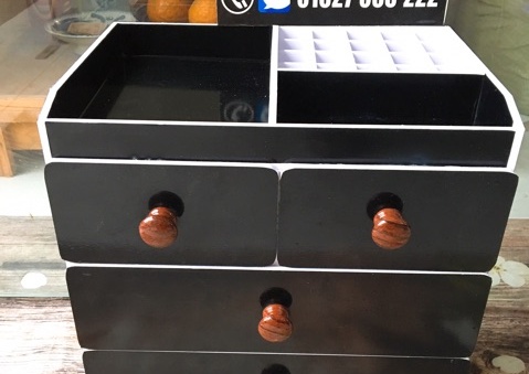 Tủ đựng mỹ phẩm 5 tầng màu đen núm gỗ đậm