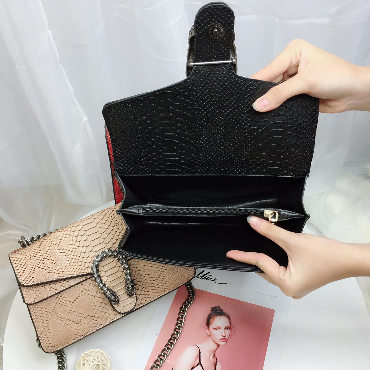 [ Bo Hanna] TÚI ĐEO CHÉO ĐẦU RỒNG DA RẮN