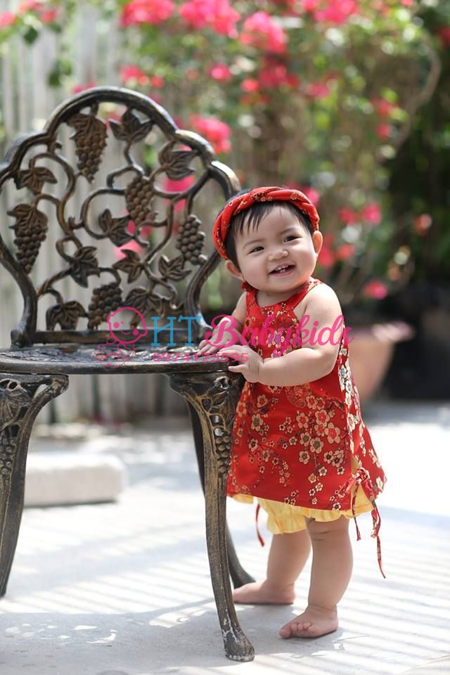 Set Yếm Gấm Cho Bé Gái Tết